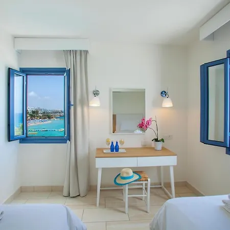 Nausicaa Beach 4* פרוטאראס