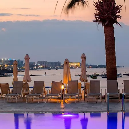 Nausicaa Beach Rezort 4*
