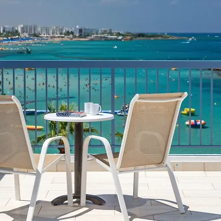 Üdülőközpont Nausicaa Beach 4*