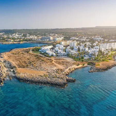 Nausicaa Beach Resort 4*